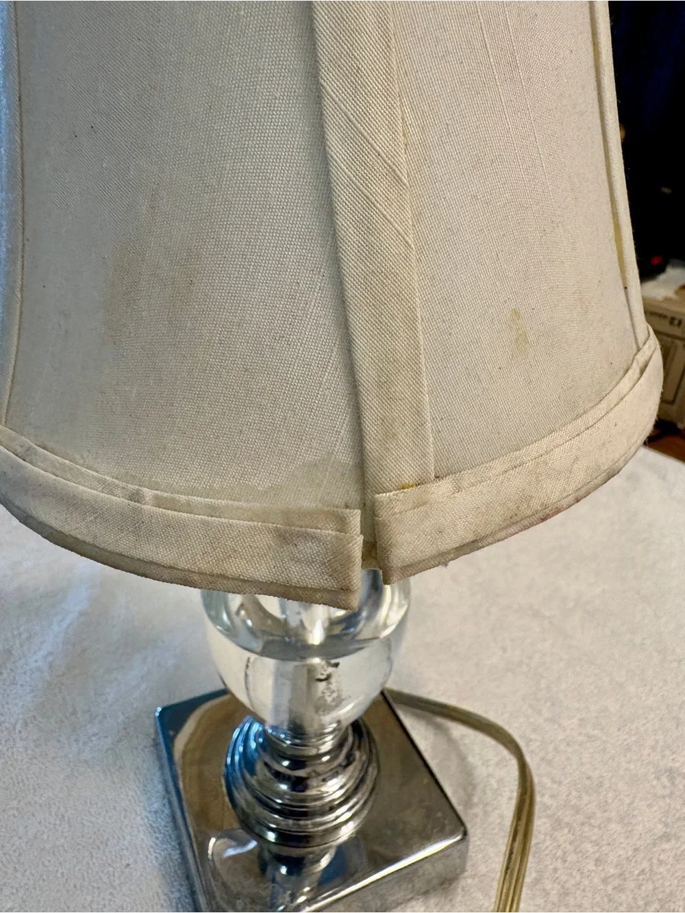 Classic Cream Lantern-Style Lamp Shade - Unbranded